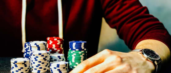 How to Have More Fun Playing Online Casino Games